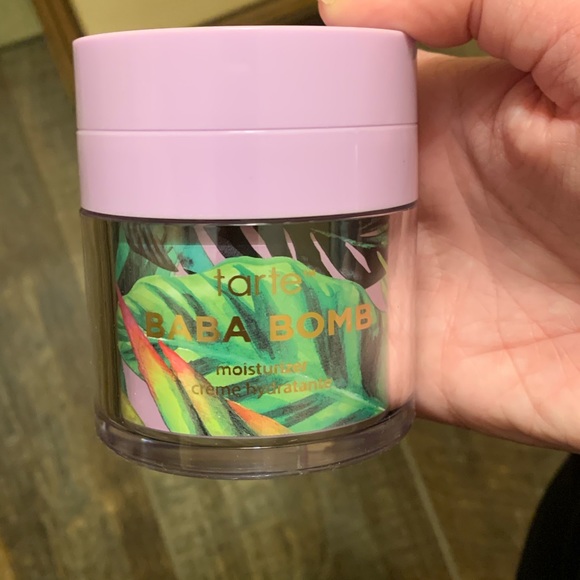 Tarte baba bomb moisturizer - Picture 2 of 5
